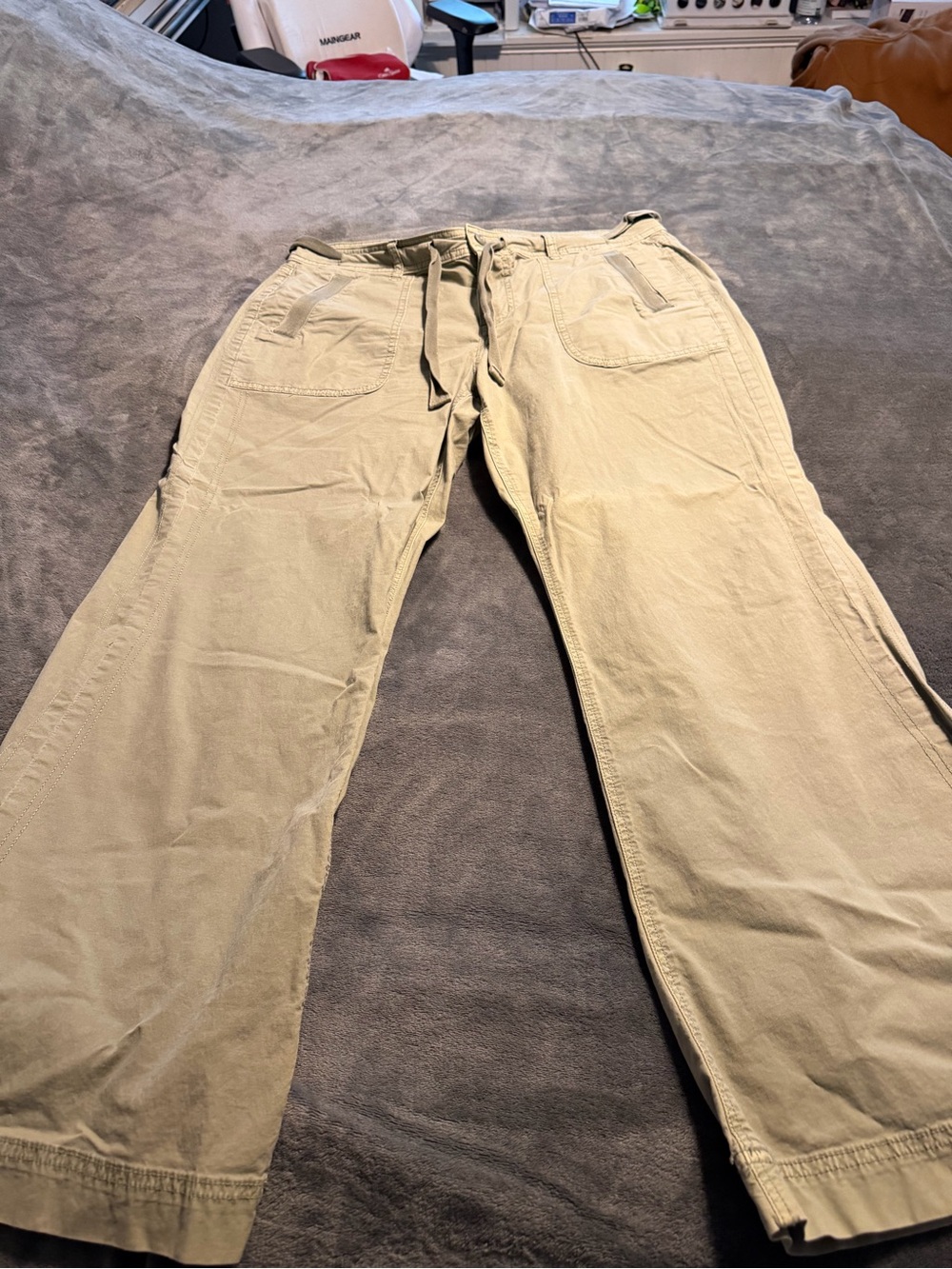 American Eagle Outfitters Women’s wide leg pant
